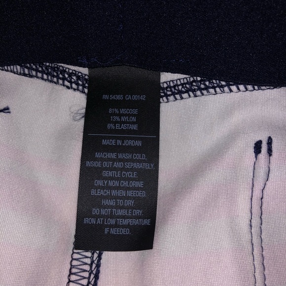 Nygård Luxe Plaid Leggings - Picture 7 of 7